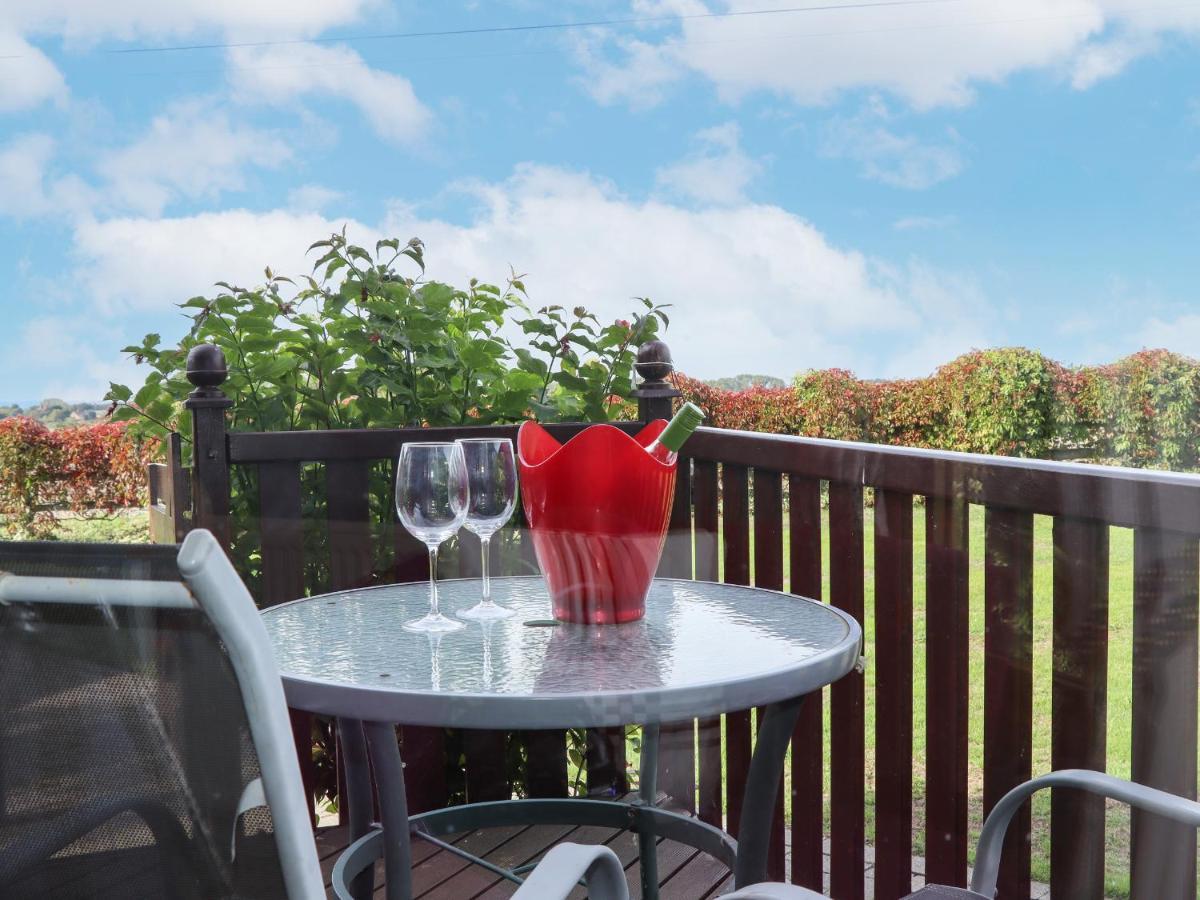 Lodge Two, Country View Park Faversham Exterior foto